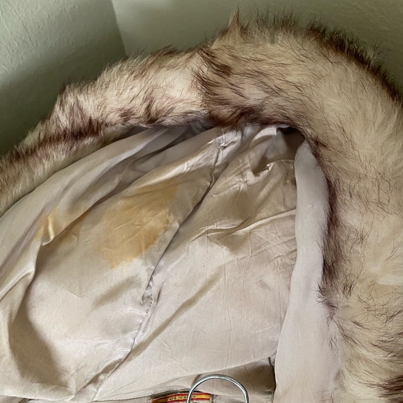 Women’s rabbit fur Jacket in Gray-Cream - Picture 10 of 14